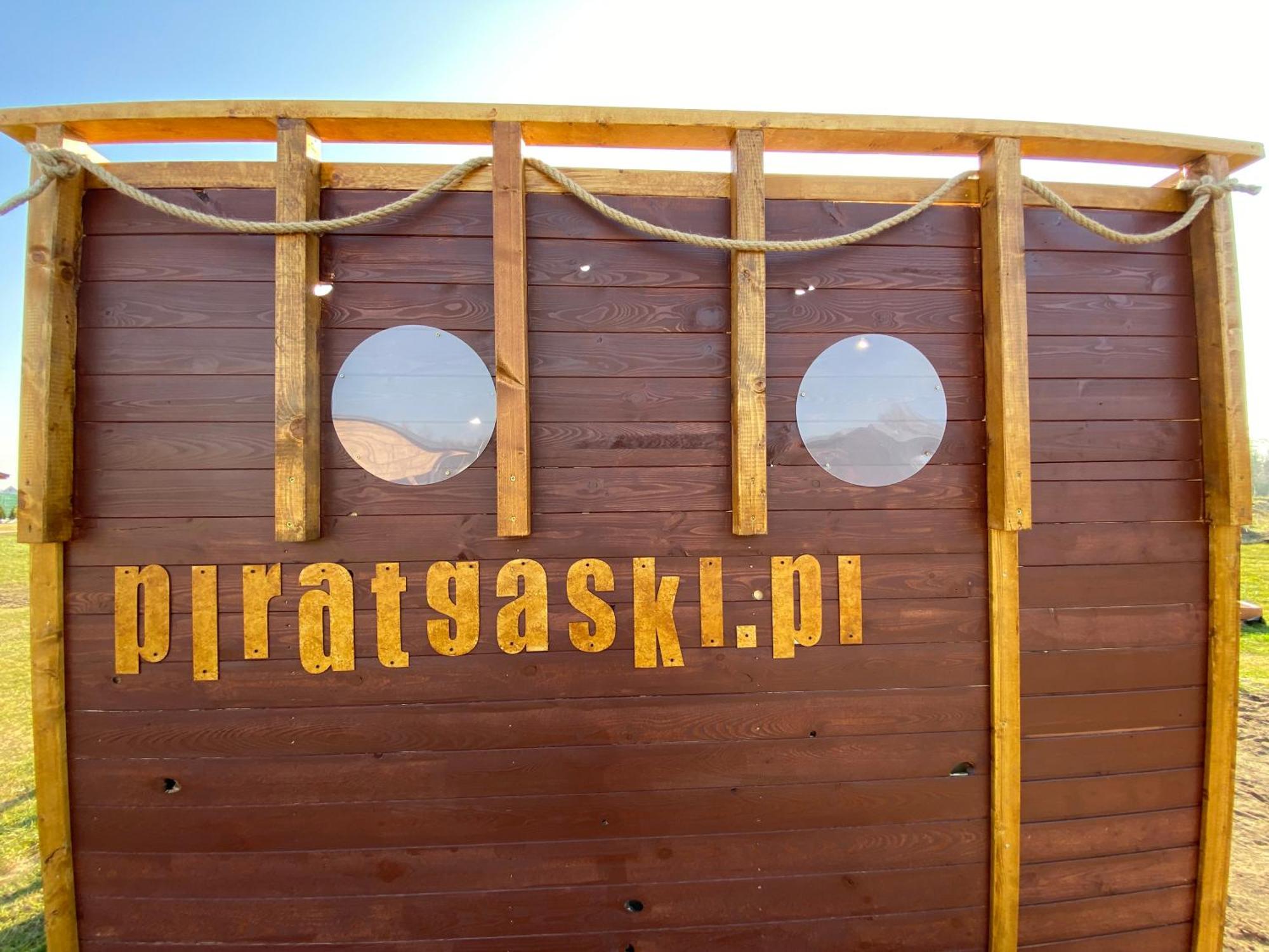 Pirat Gaski Exteriör bild